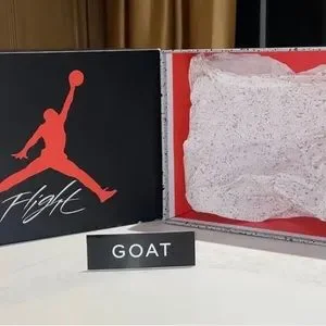 Jordan 4 Retro Red Thunder. Size 10.5. Brand New (Damaged Box) Same Day Shipping Jordan | Shoes | Jordan 4 Retro Red Thunder Size 5 Brand New  main image 2
